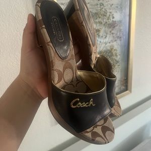 Vintage coach wooden heels size 8